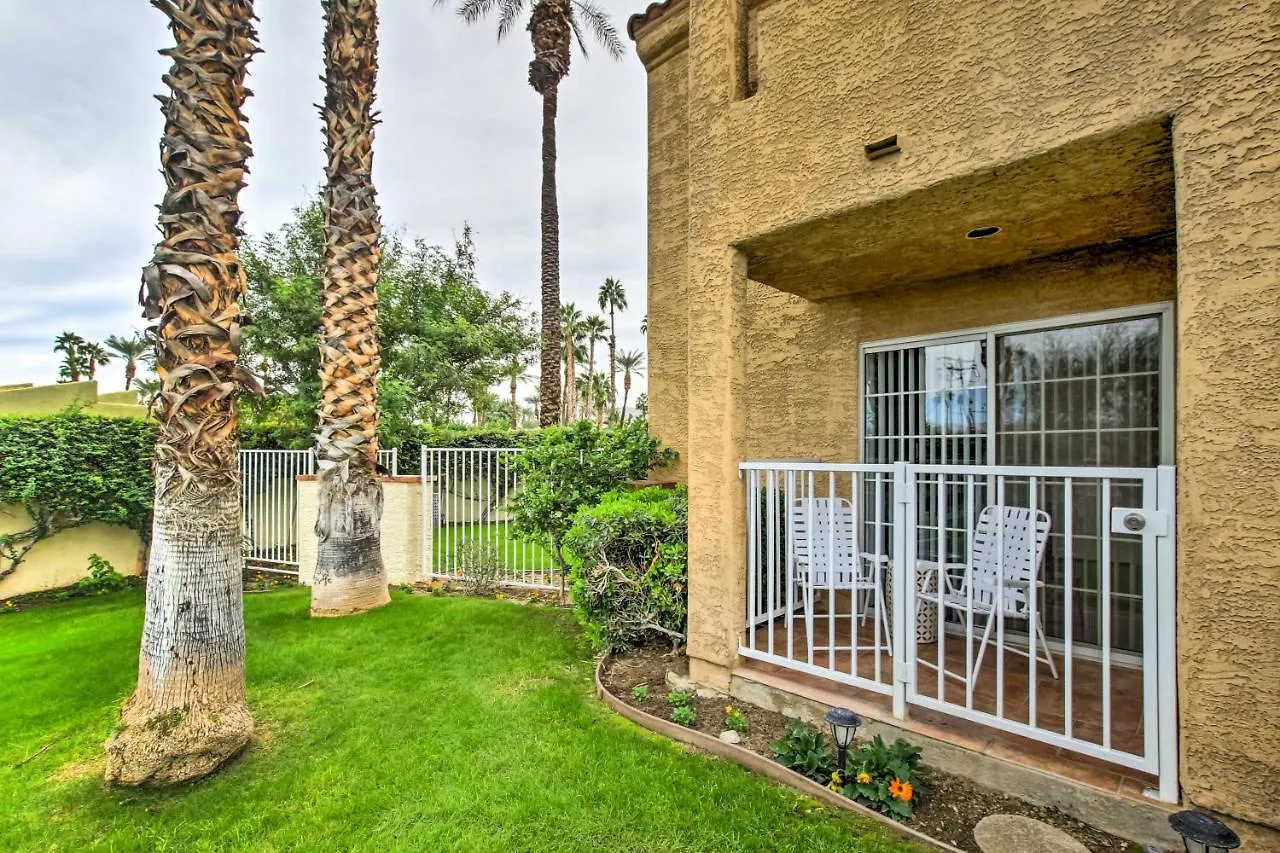 Modern Palm Springs Condo With Pool, Hot Tub Access! ABD